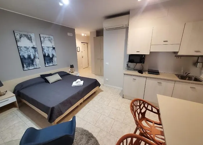 Hb In Centro Hotel apartamentowy 3*